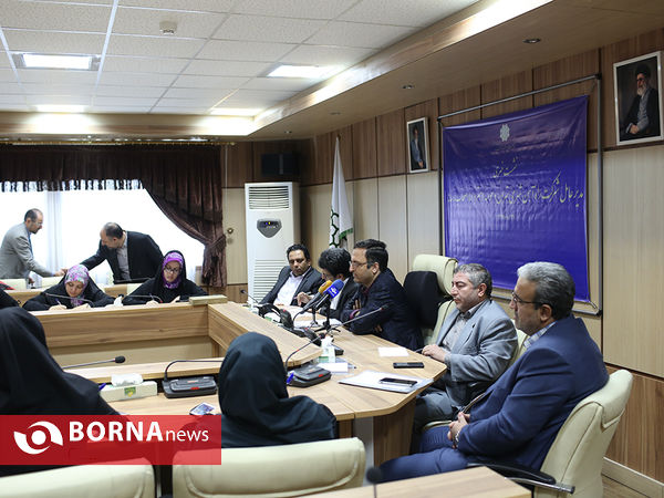 نشست خبری مدیر عامل شرکت راه آهن شهری تهران و حومه
