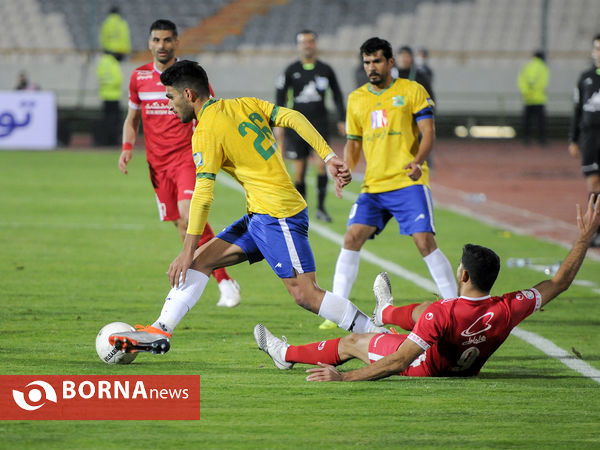 دیدار تیم های فوتبال پرسپولیس -صنعت نفت