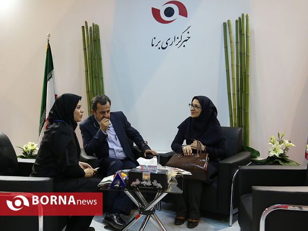دومین روز نمایشگاه مطبوعات