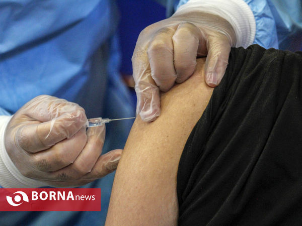 واکسیناسیون پرسنل درمان استان مرکزی