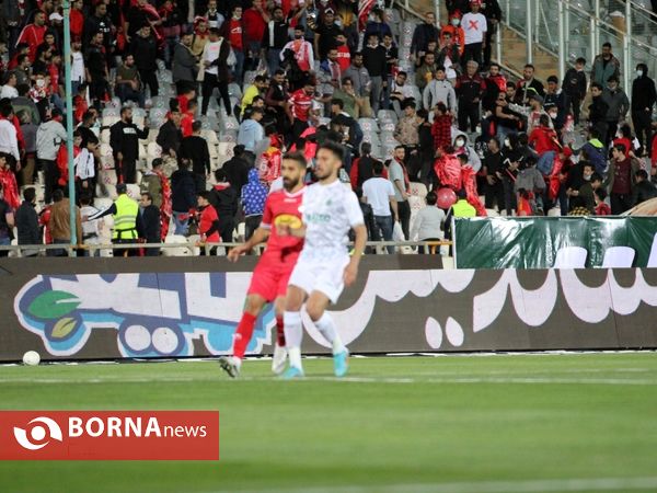 دیدار تیم های فوتبال پرسپولیس - آلومینیوم