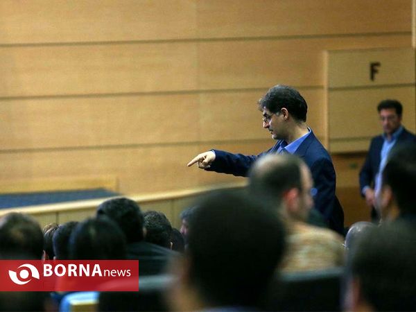 هم اندیشی صمیمانه جوانان با دولت