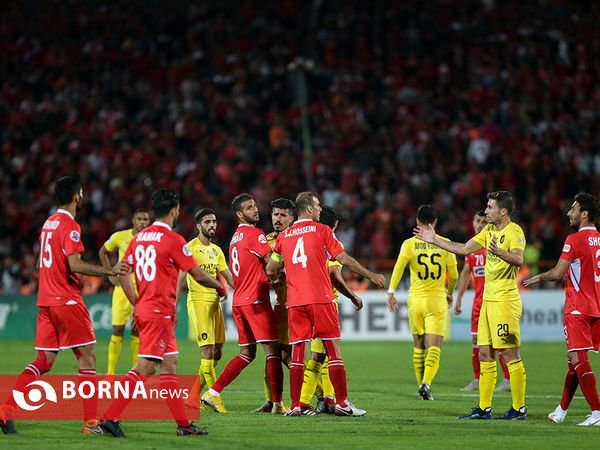 دیدار تیم های فوتبال پرسپولیس - السد