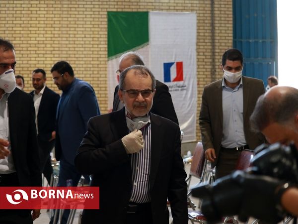 "جهش تولید در سرزمین فتح"- بهره برداری از واحد تولید کننده لامپ های کم مصرف در شهرک صنعتی خرمشهر
