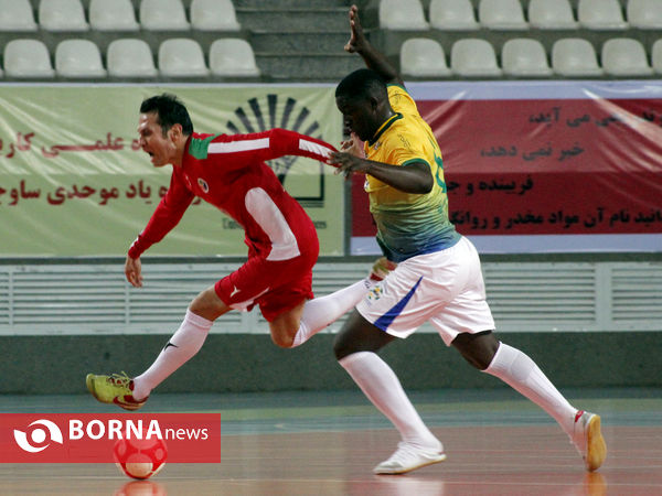 سومین دوره مسابقات فوتبال 7نفره جام جهانی هنرمندان در همدان
