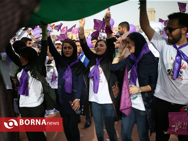 دکتر روحانی در جمع مردم اهواز