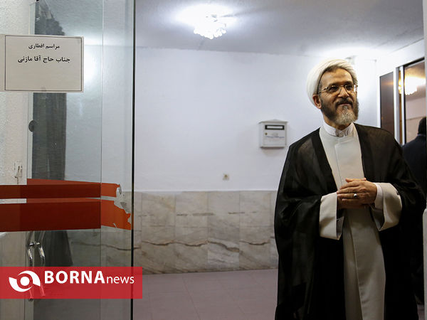 ضیافت افطاری حجت الاسلام والمسلمین احمد مازنی