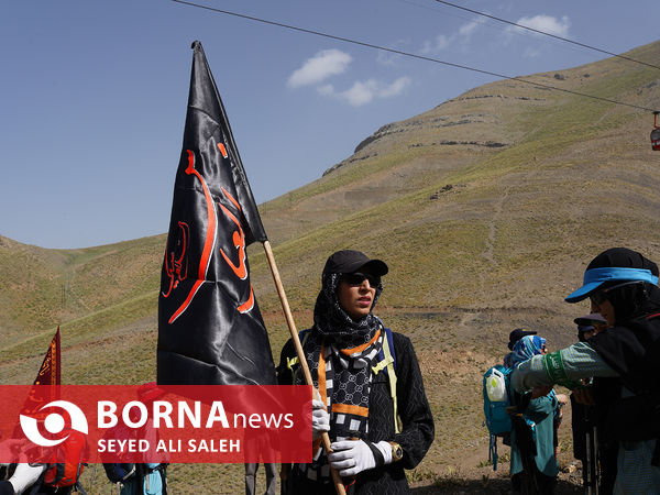 صعود بر بلندای تهران با پرچم سیدالشهدا