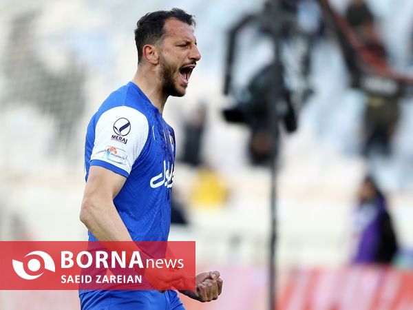 دیدار تیم های استقلال تهران - ملوان بندر انزلی