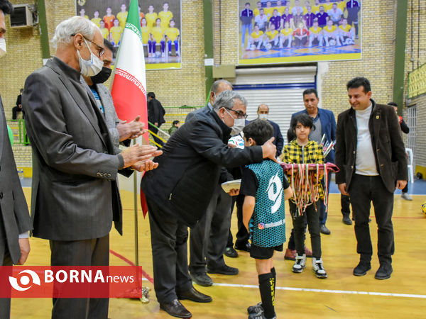 رویای فوتبالی کودکان حامی یار اراک  برآورده شد