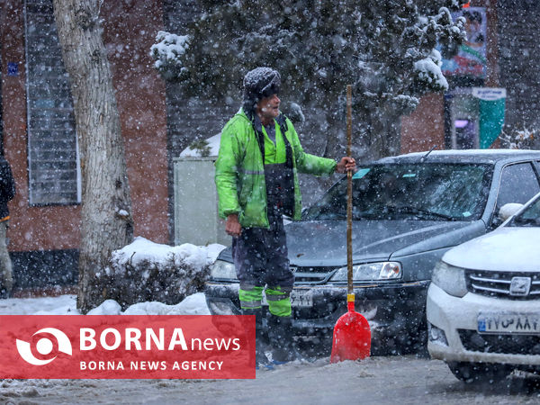 بارش شدید برف در اراک