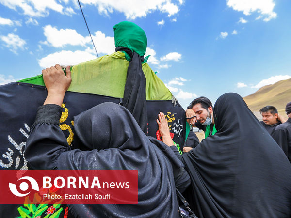 آیین نخل‌گردانی در روستای ساکی