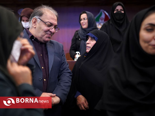 تجلیل از مهین فرهادی زاد