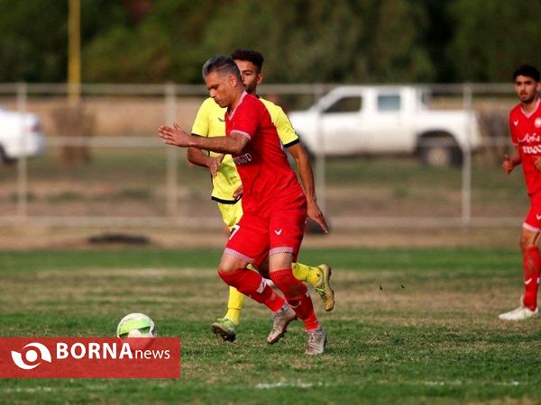 دیدار تیم های فوتبال سپیدرود رشت _ نفت و گاز گچساران