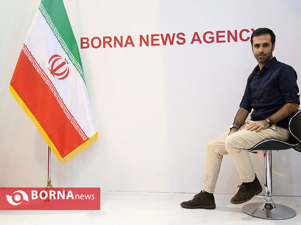 اعضای خبرگزاری برنا در نمایشگاه مطبوعات