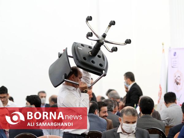 میز خدمت جهادی در مصلی رشت