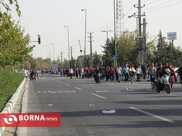 حال و هوای  اطراف  ورزشگاه آزادی قبل از دربی 85