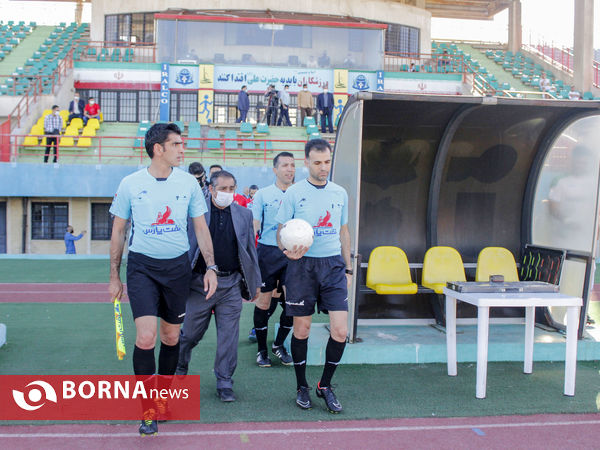 در حاشیه دیدار تیم های فوتبال آلومینیوم - تراکتور سازی