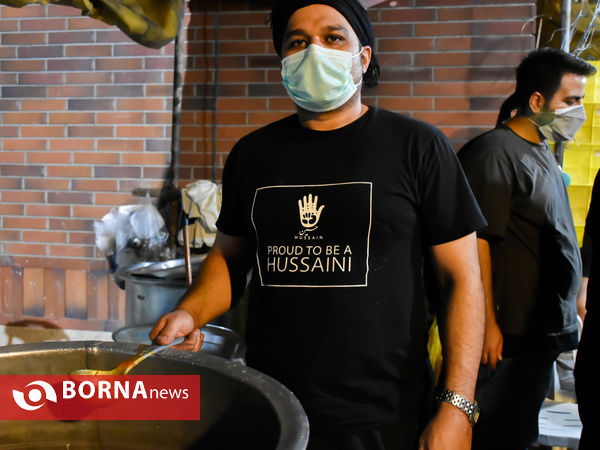 سفره‌دار مجلس حسین(ع)