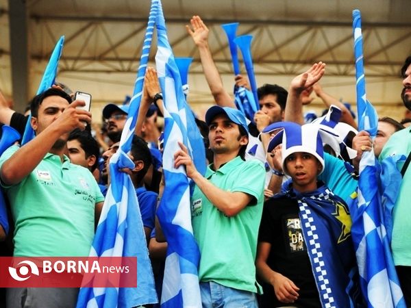 حاشیه قبل بازی استقلال تهران- خونه به خونه بابل