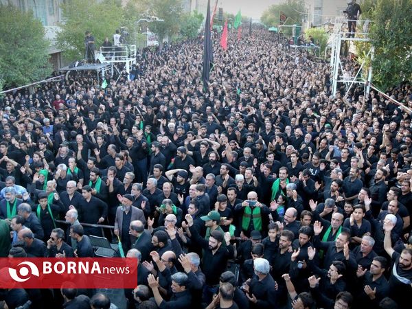 برگزاری اجتماع بزرگ عاشورائیان در حسینیه ایران