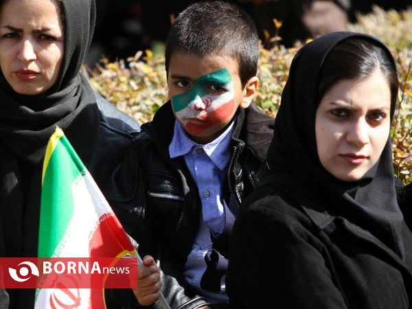 حضور پرشورمردم اصفهان در راهپیمایی 22 بهمن