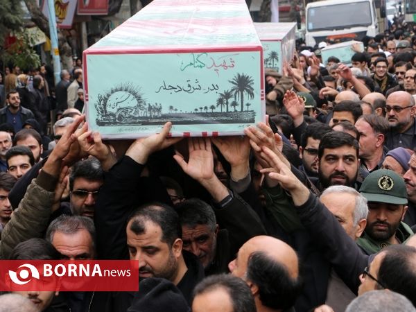 تشییع پیکر 12 شهید گمنام در رشت