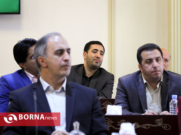 جلسه روسای فدراسیون ها با حضور وزیر ورزش و جوانان