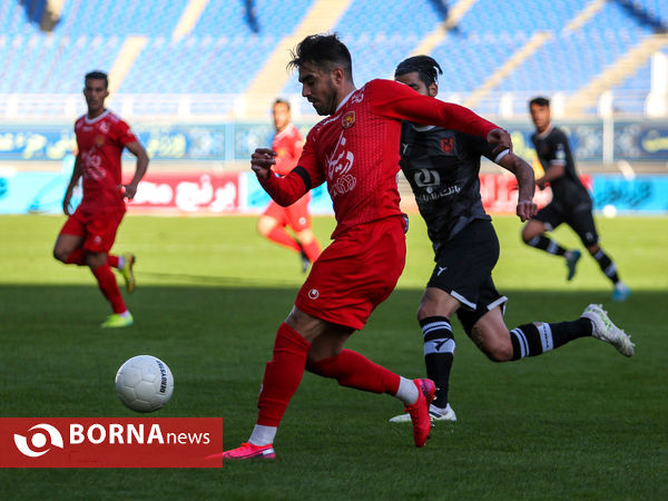 دیدار تیم های شهرخودرو مشهد و مس رفسنجان