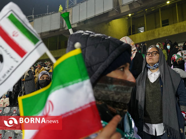 در حاشیه ورزشگاه آزادی پیش از دیدار ایران و عراق - ۲