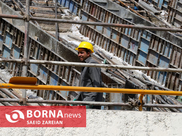 بازدید معاون رئیس جمهور و رئیس سازمان حفاظت محیط زیست از ورزشگاه آزادی