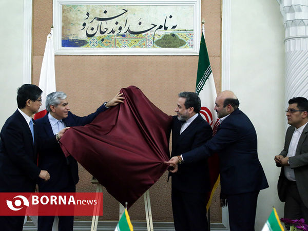 آیین رونمایی کتاب "مملکت شمس طالع" اثری از احمد دنیانور