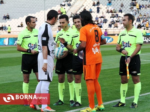 دیدار تیم های استقلال تهران - مس کرمان