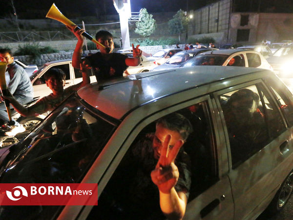 شادی خیابانی مردم شیراز در پی صعود تیم فجر شهید سپاسی به لیگ برتر