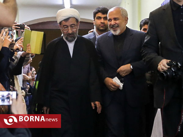 حضور تیم مذاکره کننده ایرانی در مراسم احیای شب نوزدهم رمضان - وین