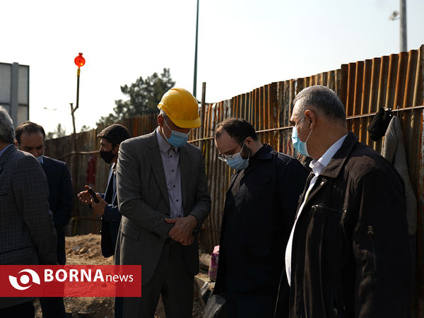 احداث پلهای غیرهمسطح بزرگراه شهید باقری