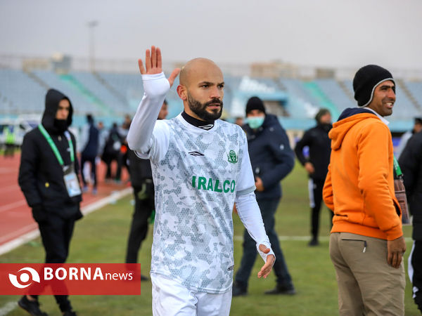 در حاشیه دیدار تیم های فوتبال آلومینیوم  - سپاهان