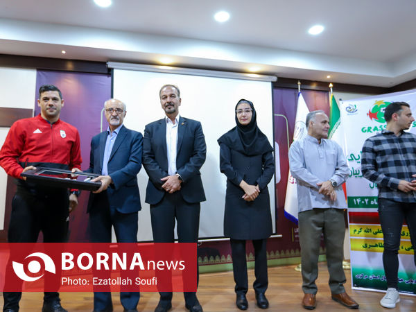 دوره دانش افزایی مربیان فوتبال پایه و مربیان مدارس فوتبال