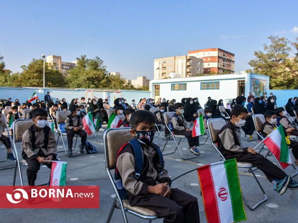زنگ سال تحصیلی جدید در اراک نواخته شد