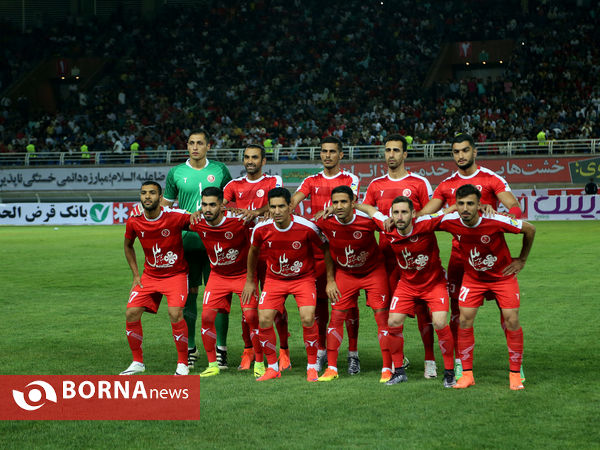 بازی تیم های پدیده مشهد و پرسپولیس تهران