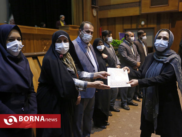 مراسم تجلیل از بانوان قهرمان مربیان ، داوران بین‌المللی استان فارس