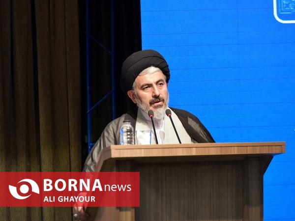 دیدار فعالان اقتصادی و نخبگان استان آذربایجان غربی با معاون اول رئیس جمهور