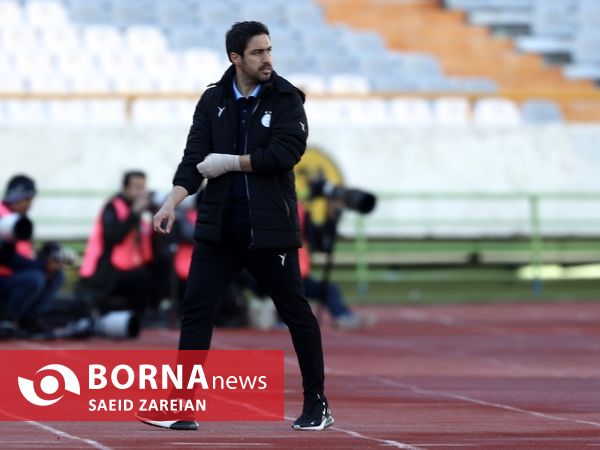 دیدار تیم های استقلال تهران - ملوان بندر انزلی