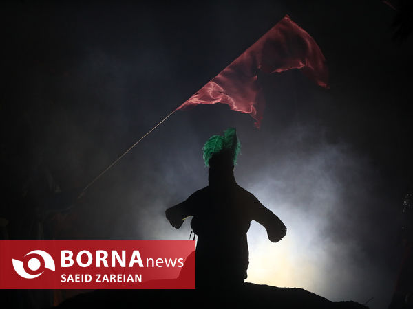 نمایش میدانی «تنهاتر از مسیح»