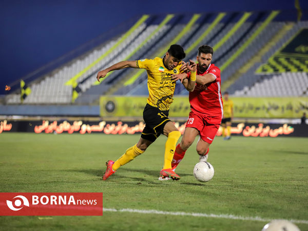 دیدار تیم های فوتبال سپاهان- پرسپولیس
