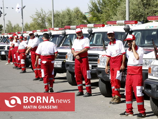 بدرقه کاروان امداد و نجات جمعیت هلال احمر در اربعین حسینی(ع)