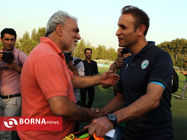 تمرین تیم فوتبال ستارگان ایران