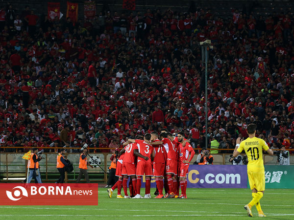دیدار تیم های فوتبال پرسپولیس - السد