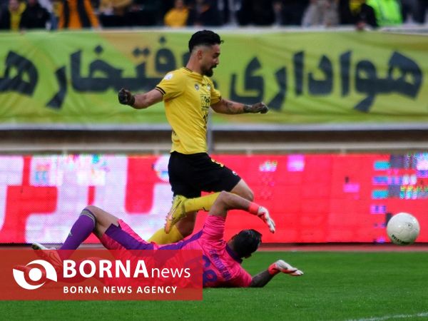 دیدار تیم فوتبال سپاهان _ گل گهر سیرجان