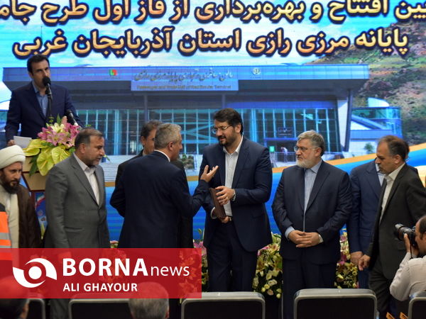 افتتاح سالن مسافری و تجاری پایانه مرزی رازی خوی با حضور وزیر راه و شهرسازی
